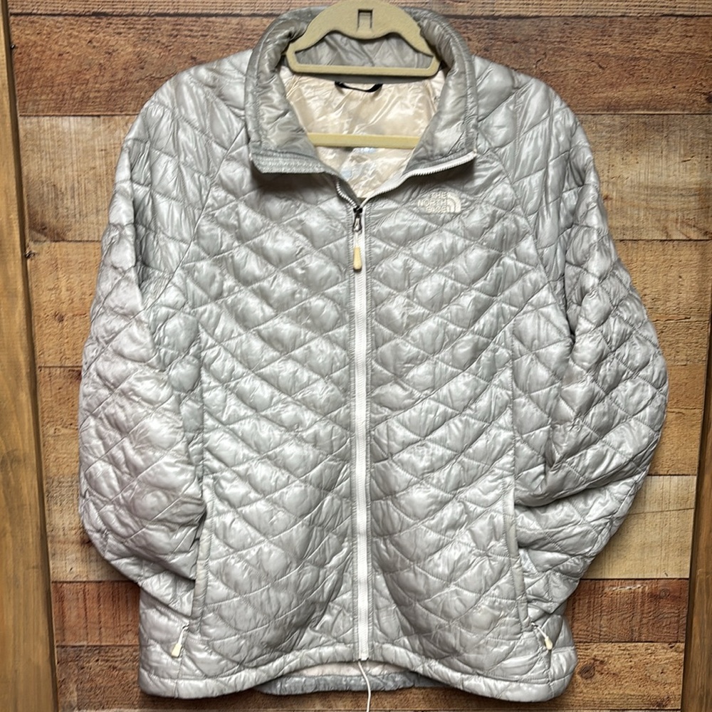 North Face Packable Puffer Jacket Light Weight - image 8